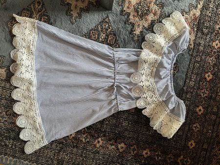 Elegantes Kleid 128