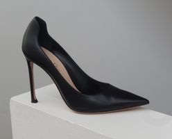 Orig. DIOR D-Moi Pumps Gr. 38,5 schwarz, kaum getragen