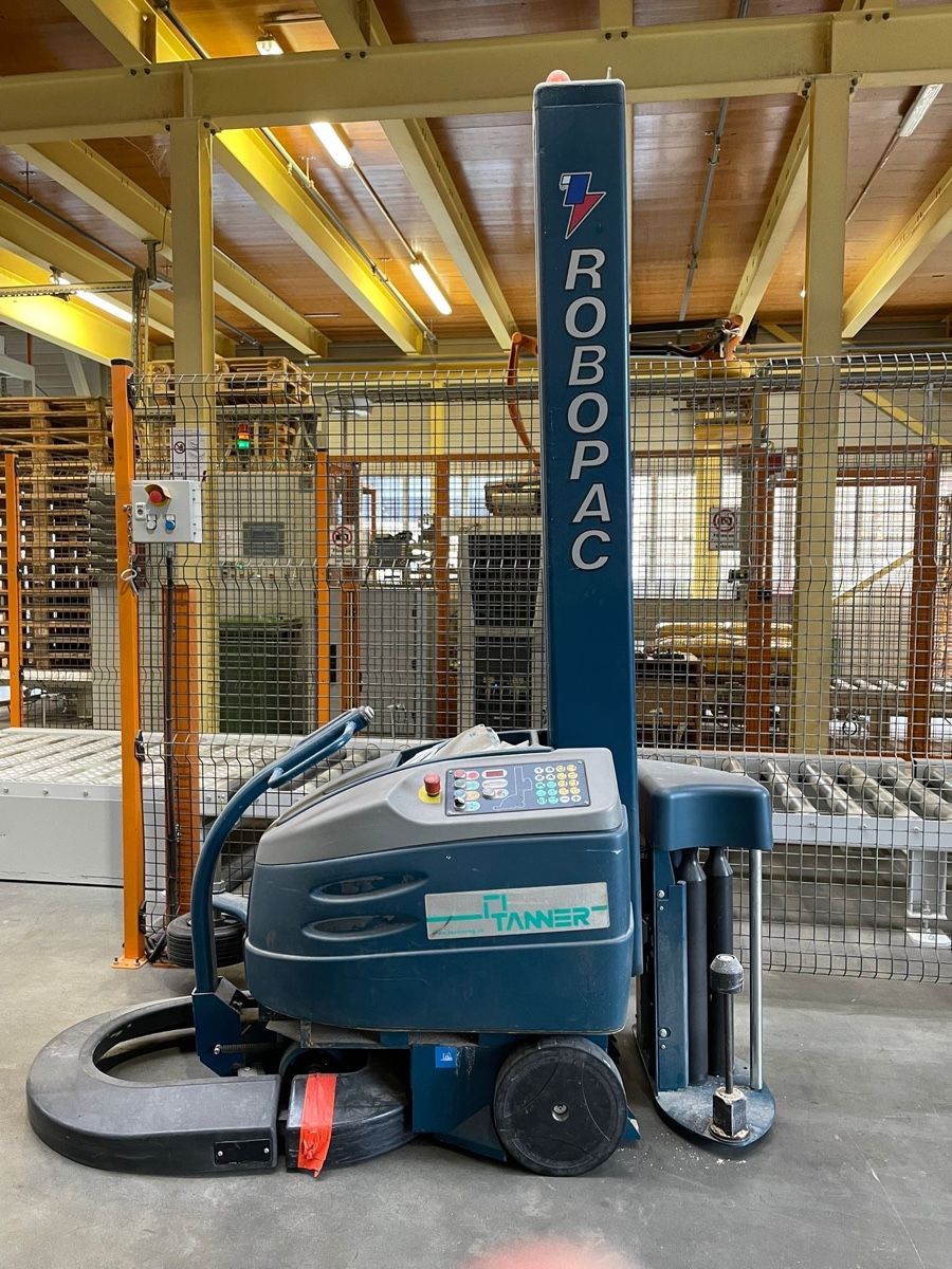 Tutte le macchine: Robopac Robot 2002/PFS Wickelmaschine – Usato da Staufen venduto da Bilancia06