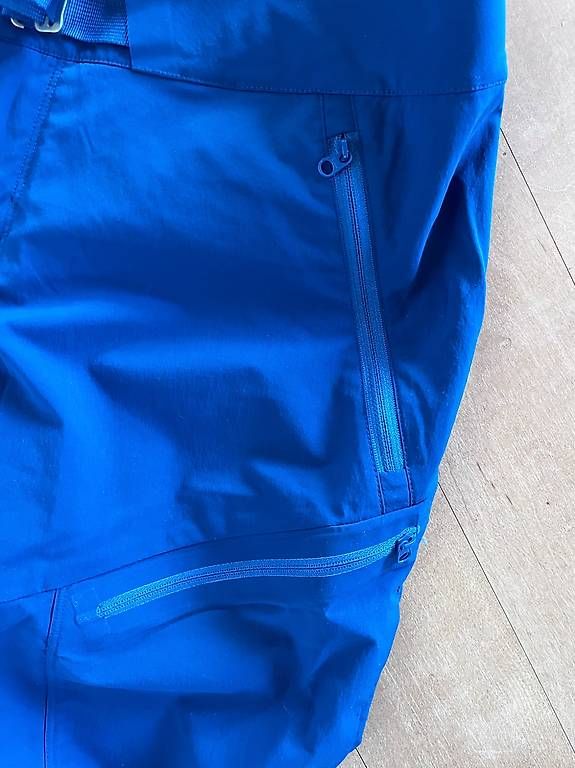 Arcteryx Pantaloni: Wander/Outdoorhose Arcteryx – Usato da Meggen venduto da BeHa.Phi.Nie.2 2