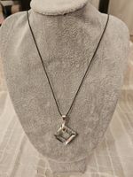 Halskette aus Swarovski Cosmic Square