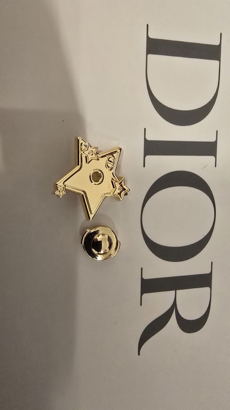 Dior Broches & Aiguilles: Dior Sammler Pin – Neuf (Voir description) à wallisellen par funkelsternchen5 2