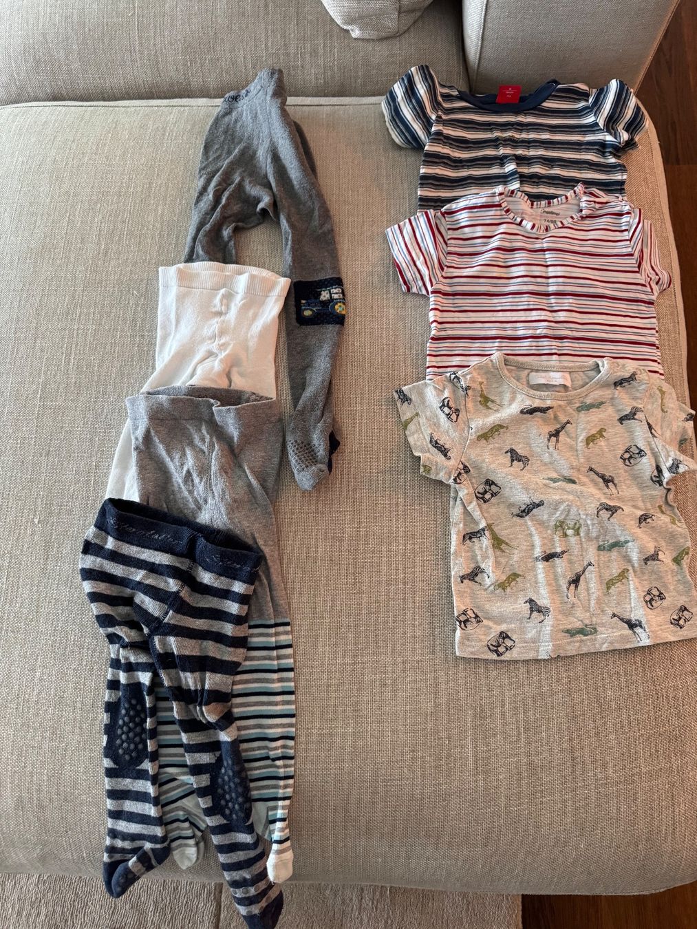 Lotti & Set di vestiti: Junge Kleiderpack Gr. 74 – Usato da Horgen venduto da delakowi 3