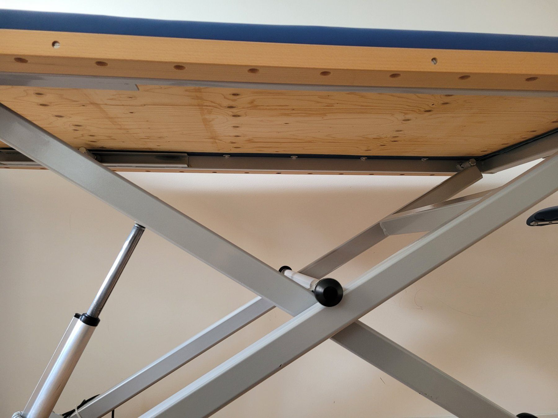 Chaises longues: Therapie- /Massageliege – D'occasion à Winterthur par Midsommar88 3