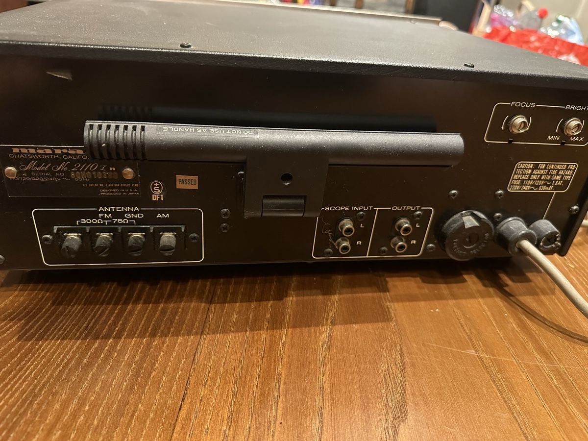 Marantz Receiver: Tuner Marantz 2110L – Defekt aus Villeneuve VD von ipad56pro 2