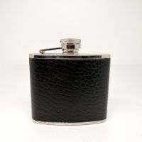 Flachmann Feldflasche Leder Schwarz Metall guter Zustand