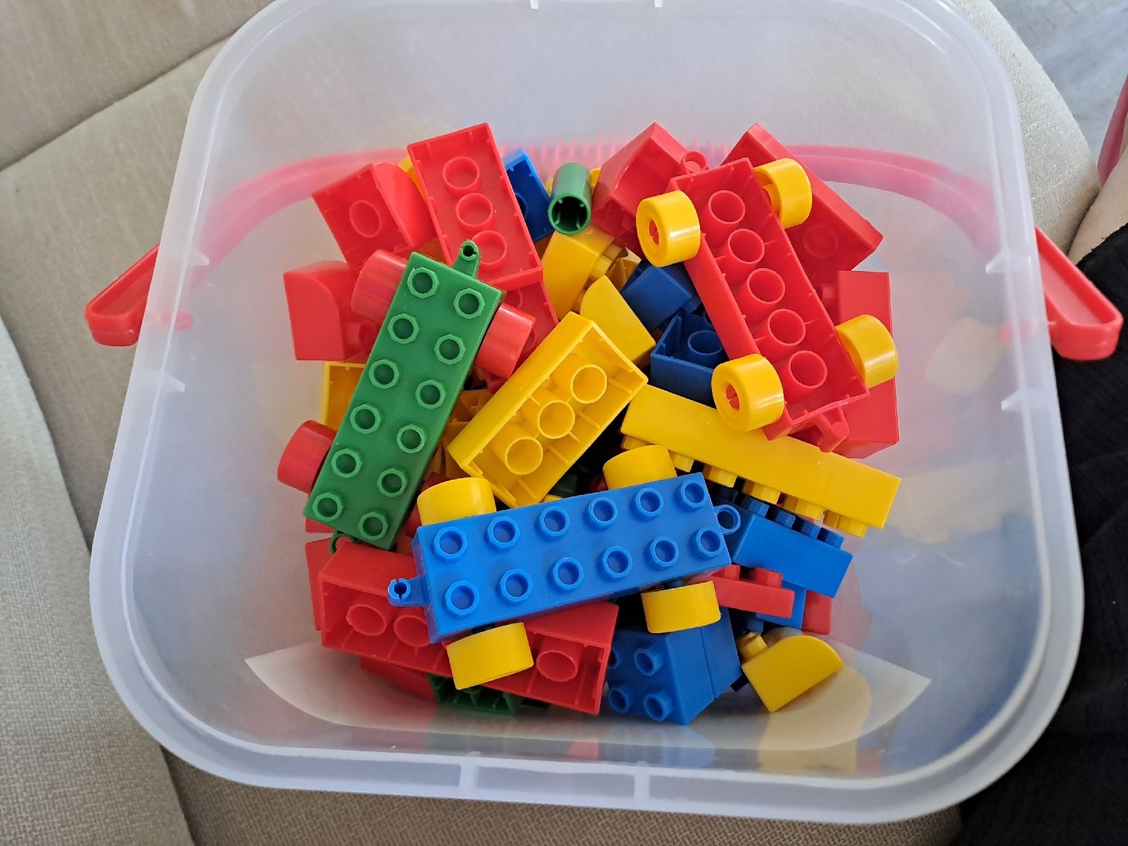 Spielzeuge: Mini Blocks Bausteine Kinderspielzeug – Gebraucht aus Rickenbach LU von bishiida 2