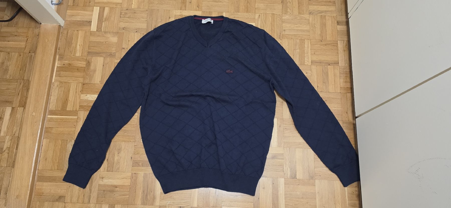 Lacoste Pullover & Sweatshirts: pull lacoste – Neu (gemäss Beschreibung) aus Lausanne von Ari-92
