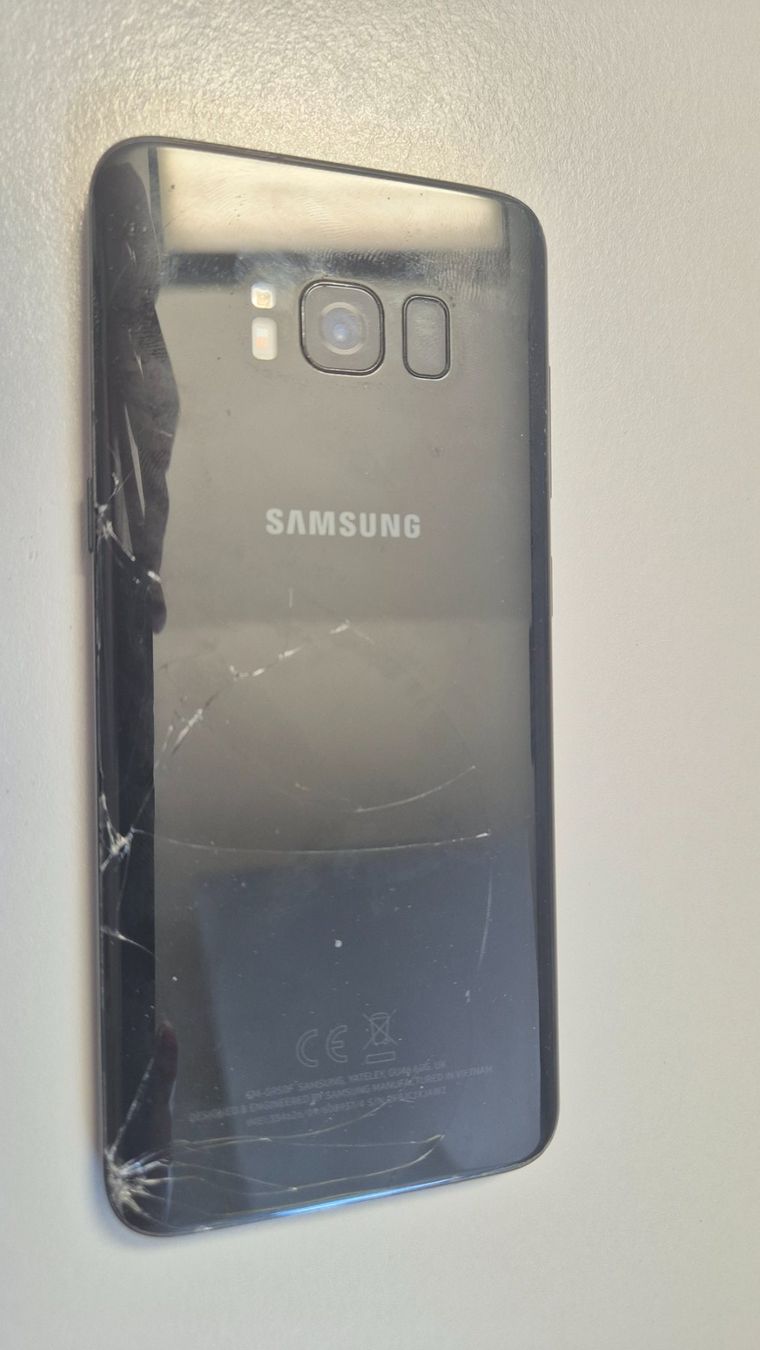 Samsung Telefoni cellulari / Smartphones: Samsung Galaxy S8 – Usato da Les Geneveys-sur-Coffrane venduto da Largowinch 1