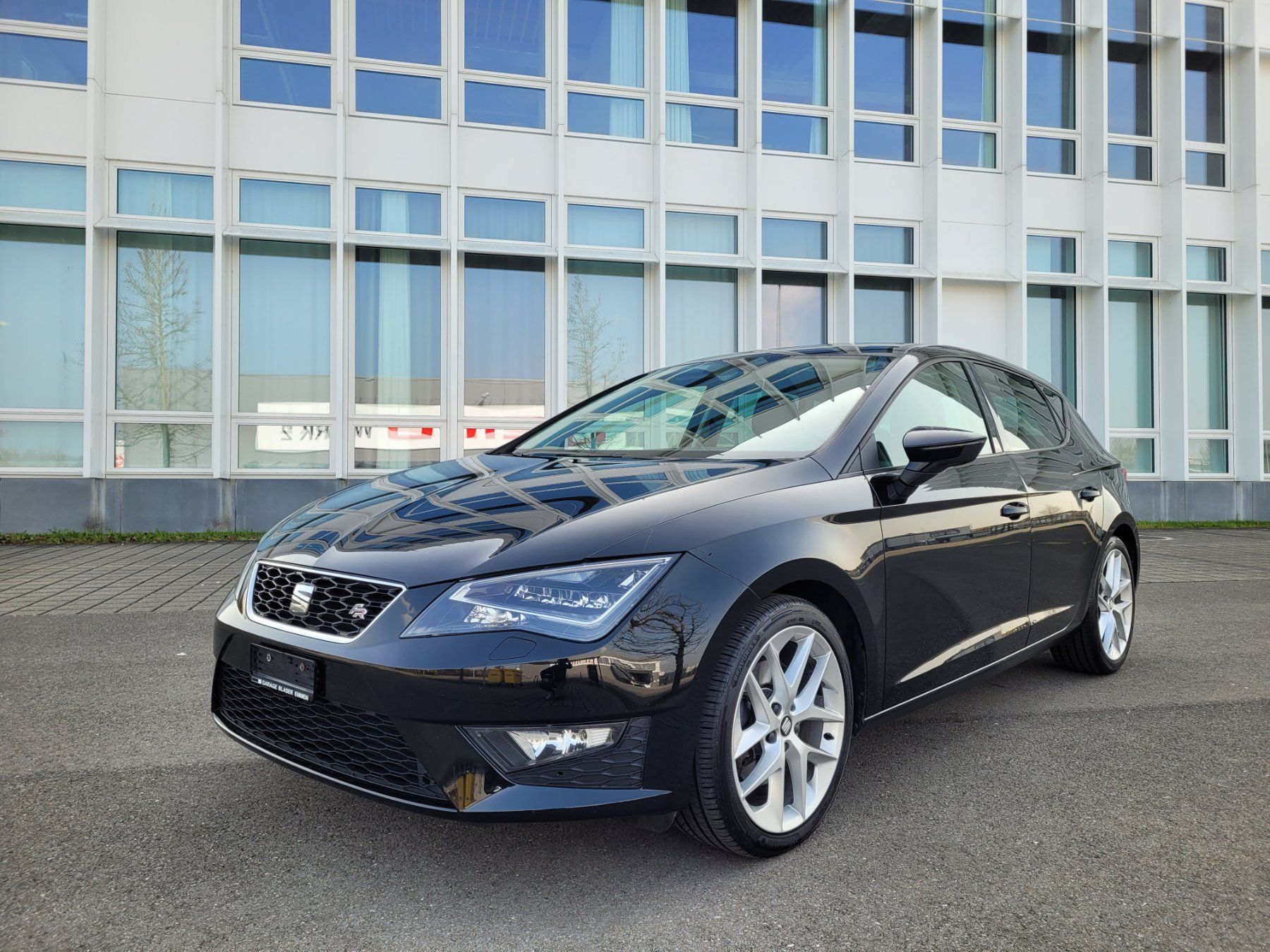 Seat Autos: SEAT Leon 2.0 TDI FR Line – Gebraucht aus Emmenbrücke von Jackpot666