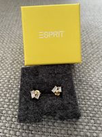 Clous d’oreilles ESPRIT