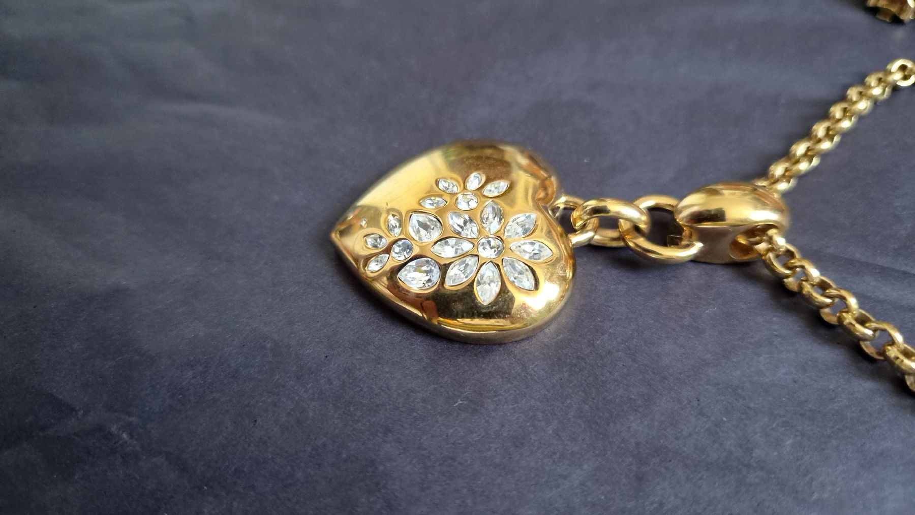 Dior Sonstiger Schmuck: Schmuckset Grossé Ch Dior originalbox – Gebraucht aus Kölliken von Upcycling-by-Mc-TAM 1