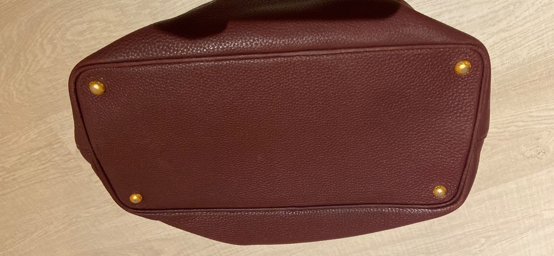 Prada Taschen für Damen: Prada Bag, Bordeaux, Original, gebraucht – Gebraucht aus Immensee von ver_8ssk 4