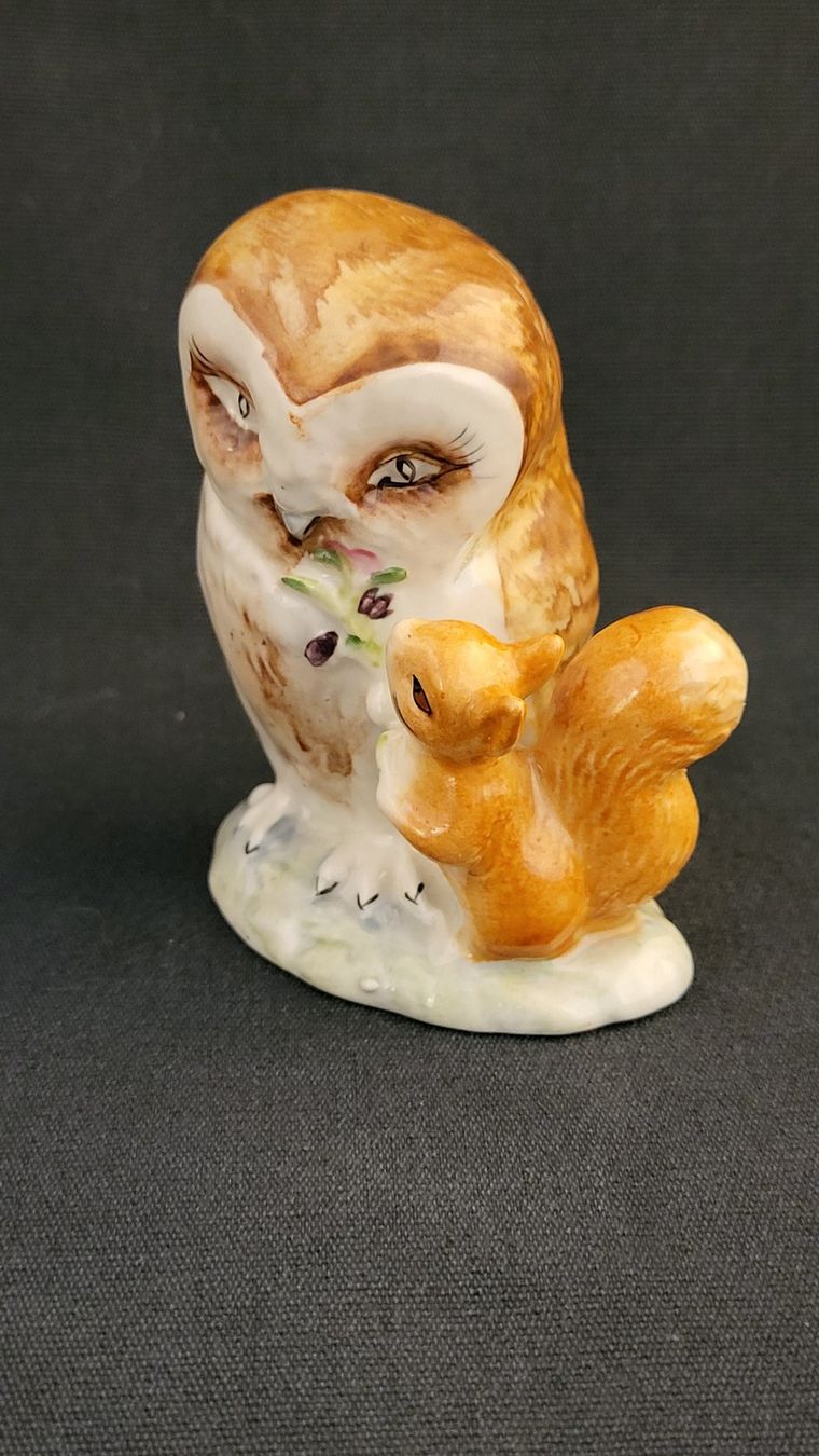 Statuette: Porzellanfigur BEATRIX POTTER Eule und Eichhörnchen – Usato da Basel venduto da spinne02 4