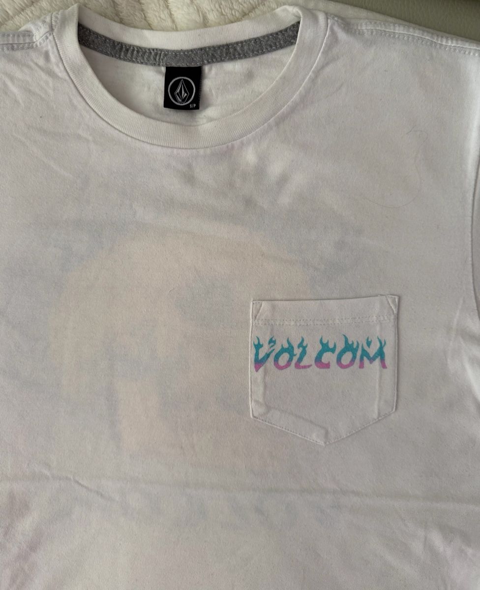 Volcom T-Shirts: T-shirt Volcom taille S/P – Neu (gemäss Beschreibung) aus Genève von len_5q5n 2