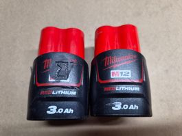 2 Milwaukee Akkus 12V 3 Ah Gebraucht
