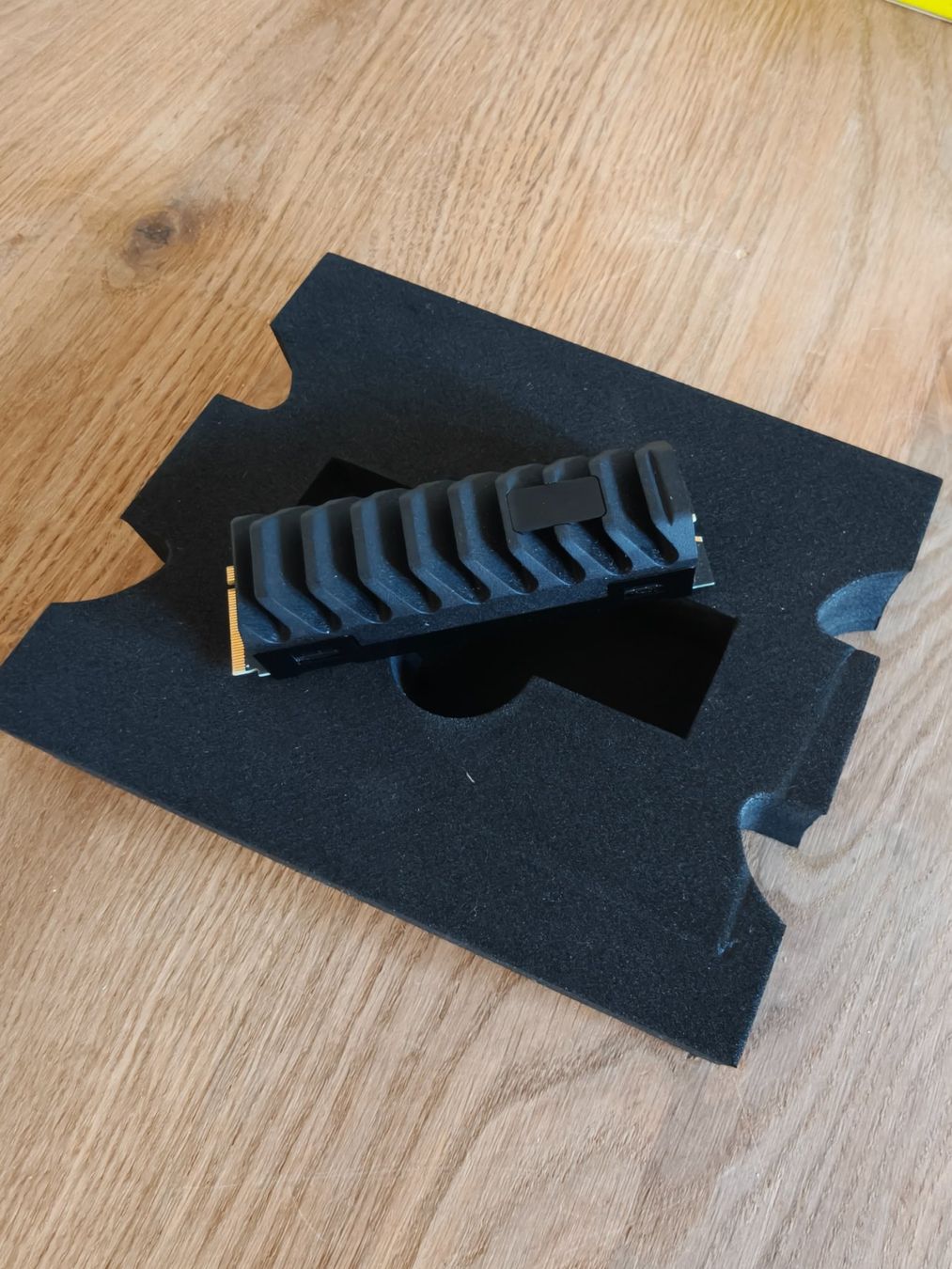 Corsair Dischi rigidi: SSD CORSAIR MP600 PRO XT 2TB – Usato da Bern venduto da SuperFlySK