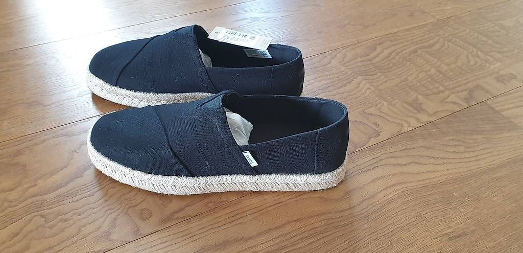 Herrenschuhe: Schuhe Toms unisex – Gebraucht aus Zollikofen von reuteri06
