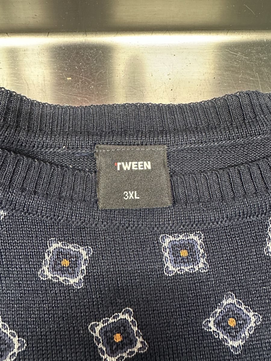 Pullover & Sweatshirts: Herren Pullover Muster Dunkelblau – Gebraucht aus Schwende von weesli 1
