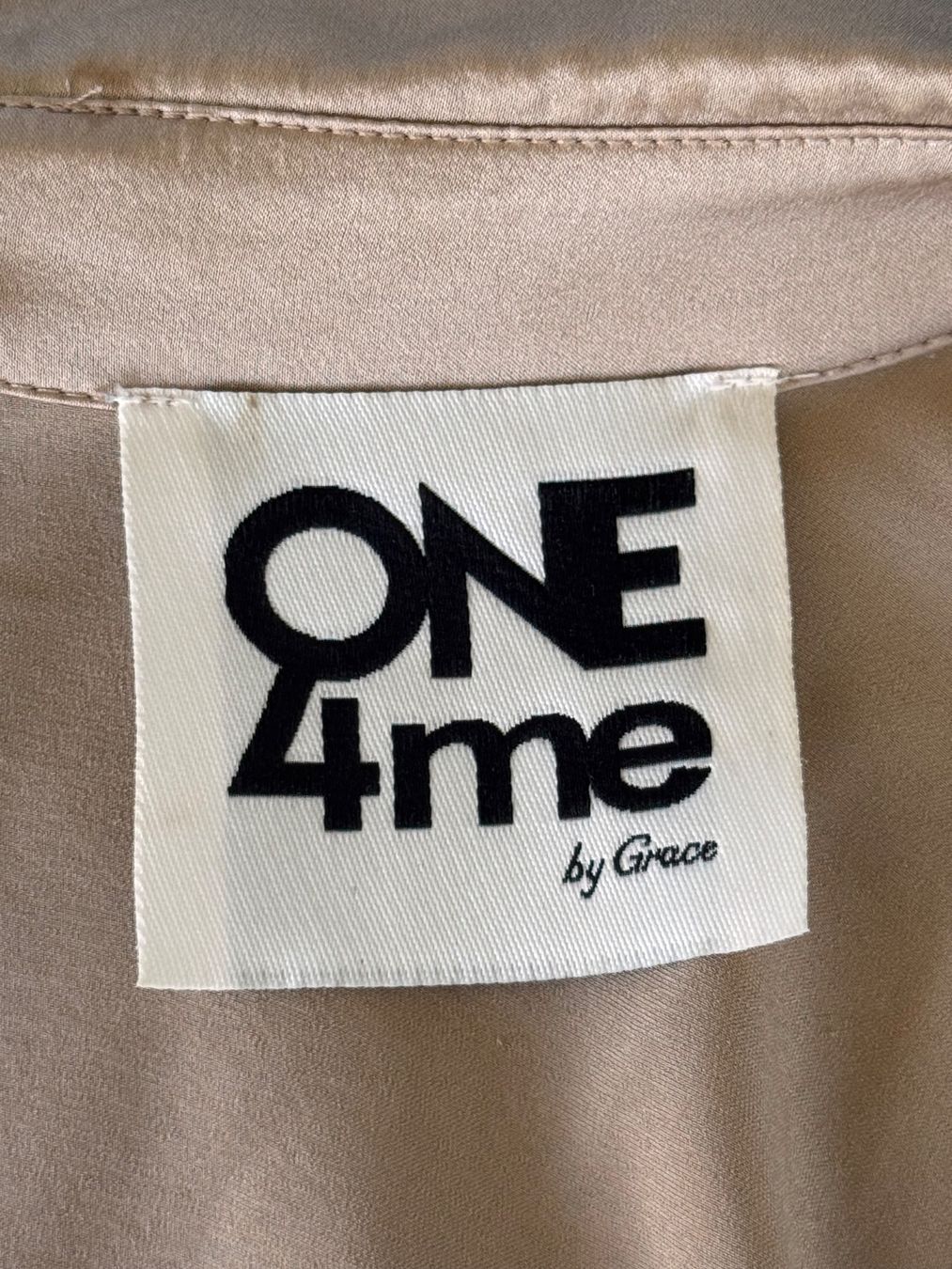 Grace Camicette: oversized Bluse Silk Seiden Beige One4me by Grace Gr. M – Usato da Rothrist venduto da Fondgruebe 5