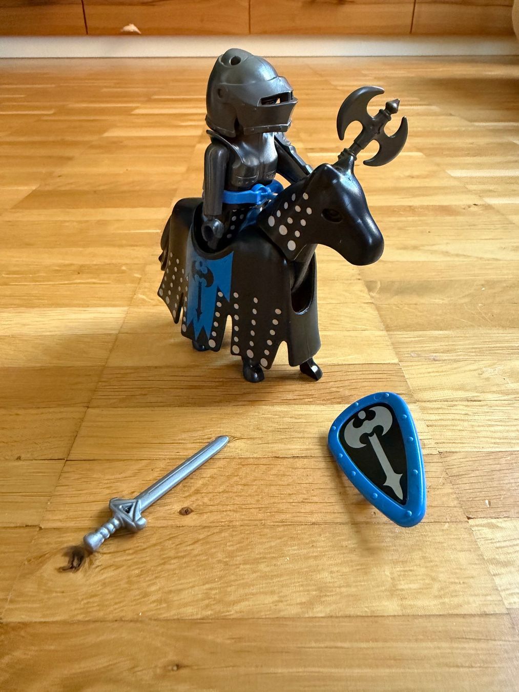 Playmobil Spielzeuge: Playmobil 3315 Schwarzer Ritter – Gebraucht aus Kastanienbaum von Muenchnerkindl1 1