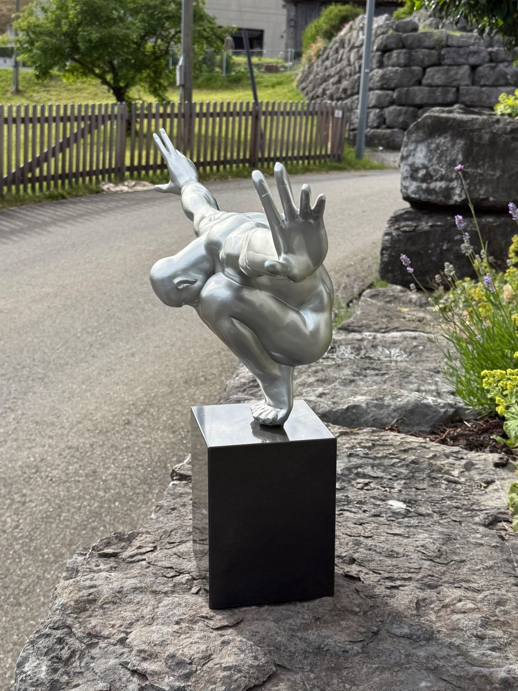 Sculture & Statue: Cliffhanger Skulptur – Usato da Oberriet SG venduto da Ironkandel 3
