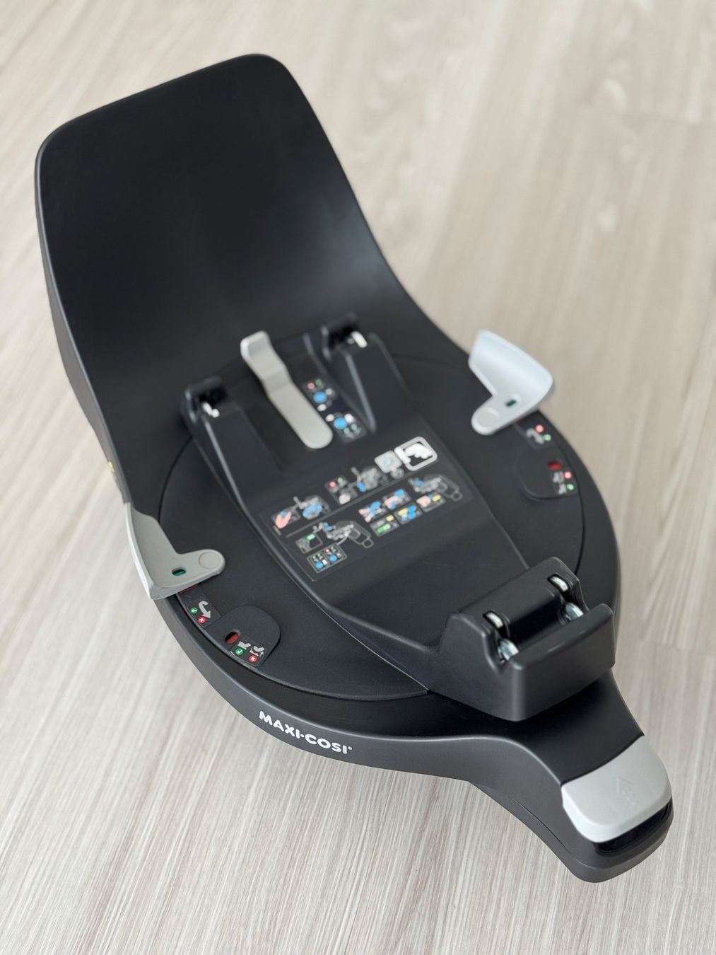 Maxi-Cosi Auto-Kindersitze: Maxi-Cosi Pebble 360 Autositz mit Basisstation – Gebraucht aus Löhningen von Loop3000 5