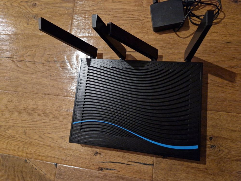 routeur Netgear R8500 Blackhawks X8 (Gebraucht) in Jongny für CHF 25 ...