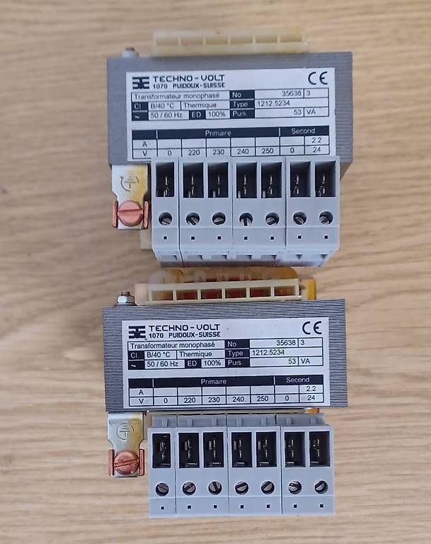 Componenti elettronici: 7 Transformateurs 220V-250Vac => Output de 22V à 27Vdc – Usato da Bretigny-Morrens venduto da LaureLM 4