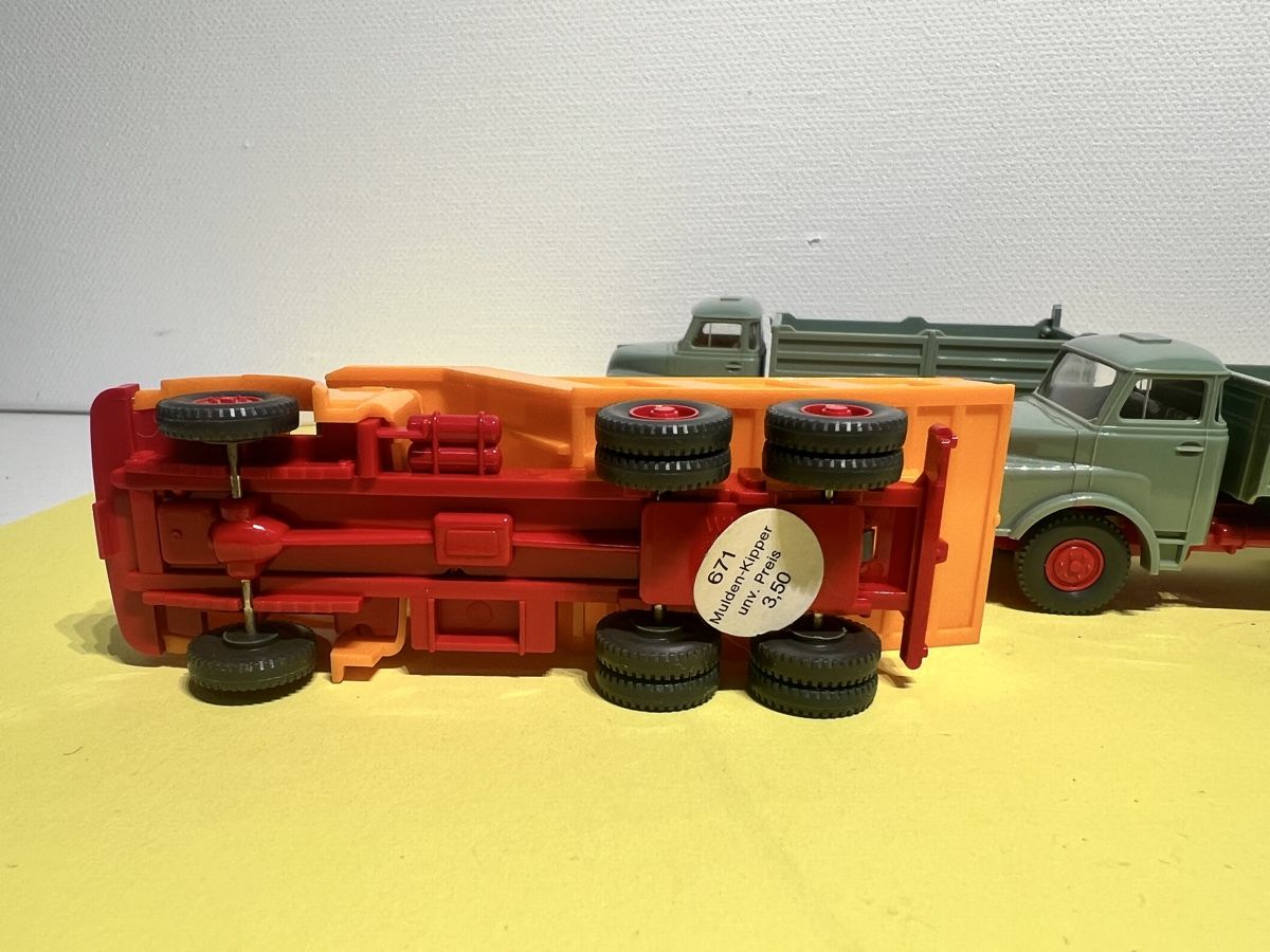 Wiking Modellini d'auto: Konvolut Wiking Kipper 1/87 – Nuovo (secondo la descrizione) da Weinfelden venduto da Kammerflimmern 3