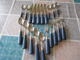 20 Teiliges Besteck blau