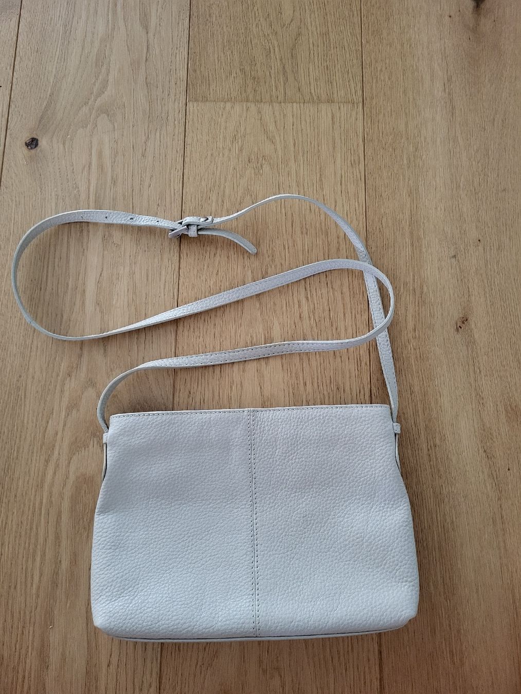 Braun Büffel Taschen für Damen: Braun Büffel Tasche – Gebraucht aus Haslen GL von cor_2hlv 2
