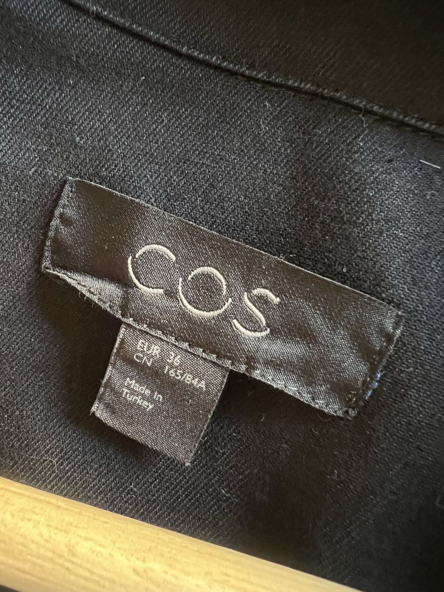 Cos Tute: COS Jumpsuit Playsuit Combi Schwarz 36 – Usato da Schaffhausen venduto da vandemonian 3