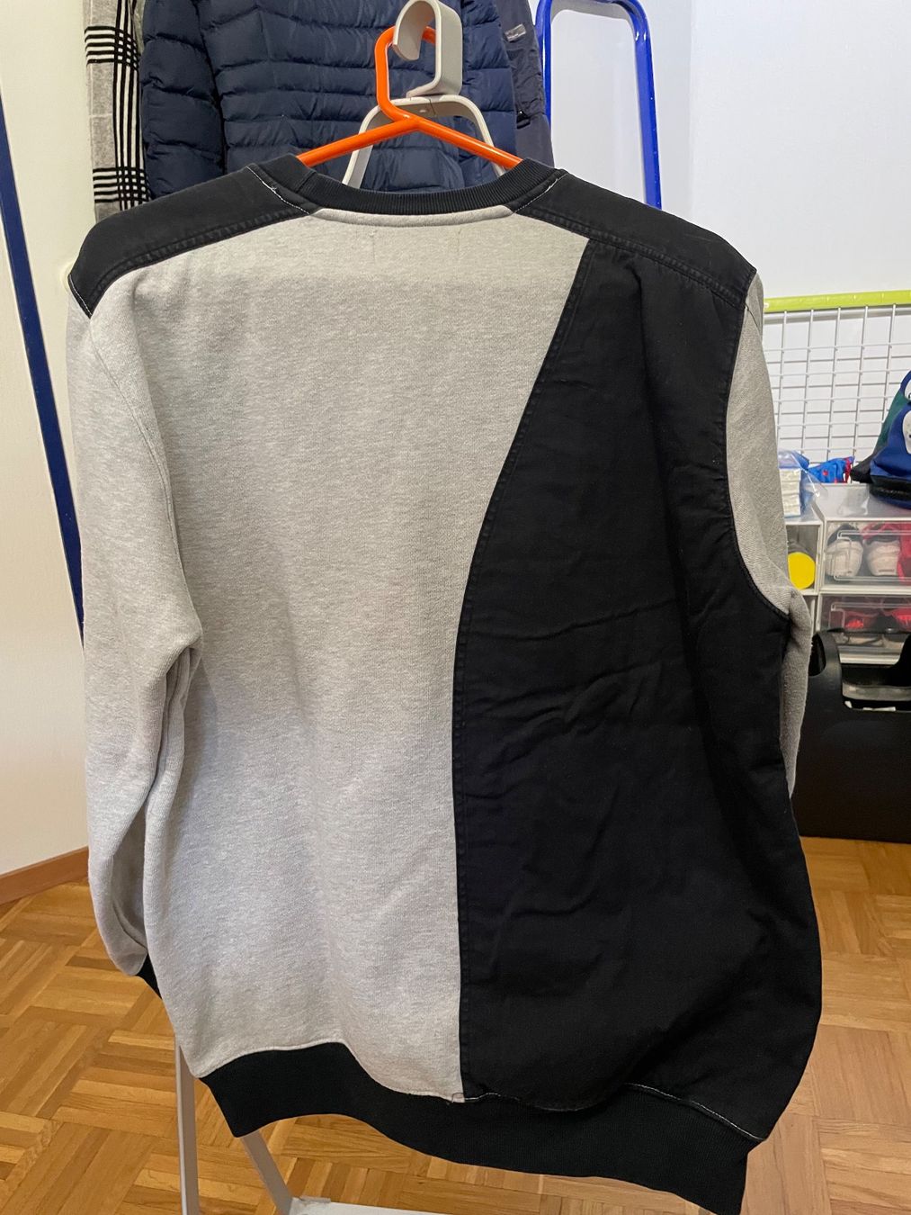 Palace Maglioni & Felpe: PALACE Patchwork Tri-Ferg Crewneck Grey / Blue, Size M – Usato da Nyon venduto da vallon_p38 1
