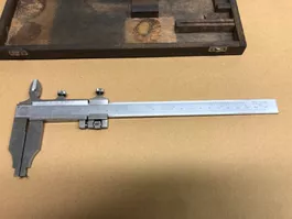 Schieblehre, Messchieber Etalon