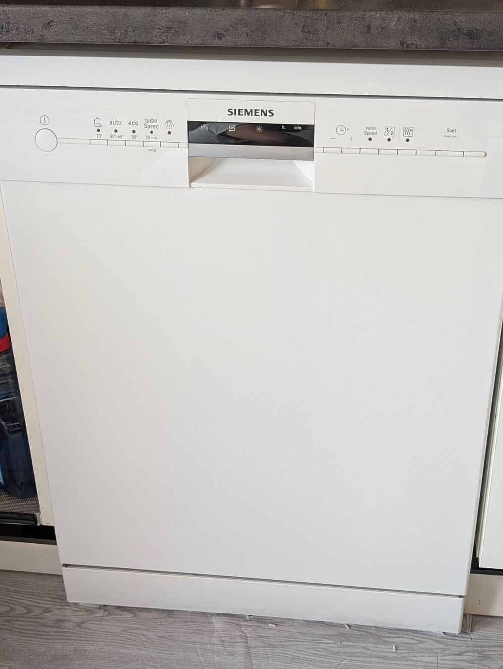Siemens Lavastoviglie: Siemens Dishwasher SD6P1S – Usato da Genève venduto da ssc263