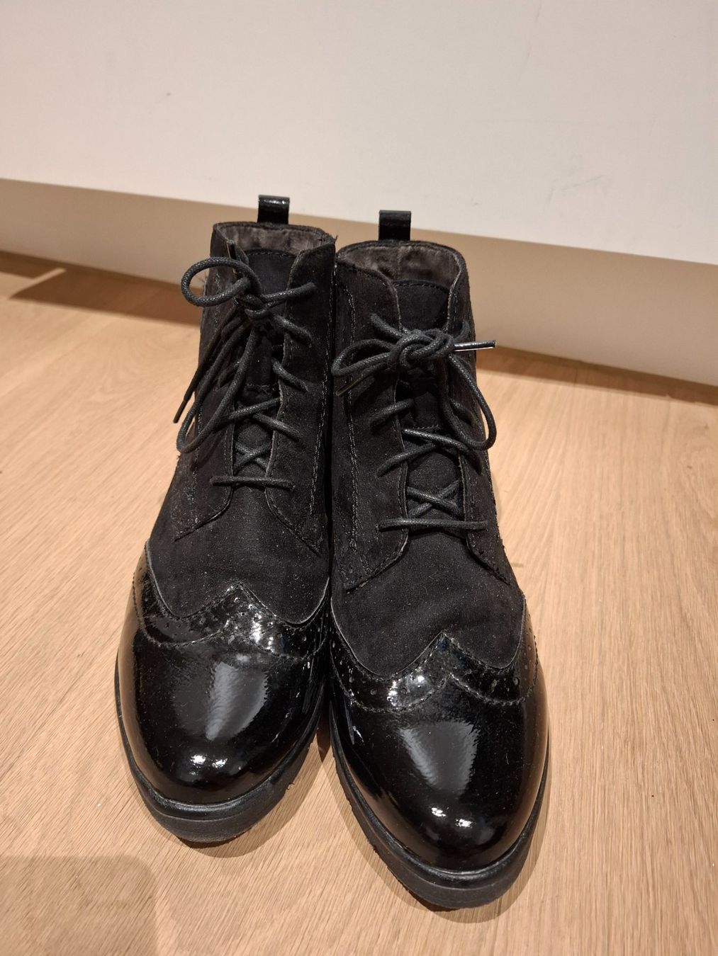 Scarpe da donna: Stifeletten – Usato da Wiesendangen venduto da Lava4 1