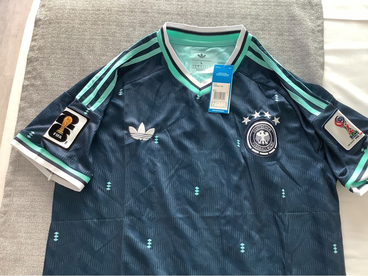 Adidas Maillots de corps & Pantalons: WM 2026  Adidas  DFB  L  Replica – Neuf avec emballage d'origine à Schmitten FR par Hubalo 3
