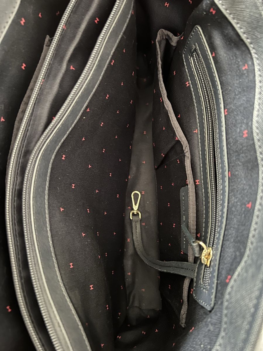 Tommy Hilfiger Taschen für Damen: TOMMY HILFIGER Damenhandtasche blau – Neu (gemäss Beschreibung) aus Russikon von Zimtchruesi 3
