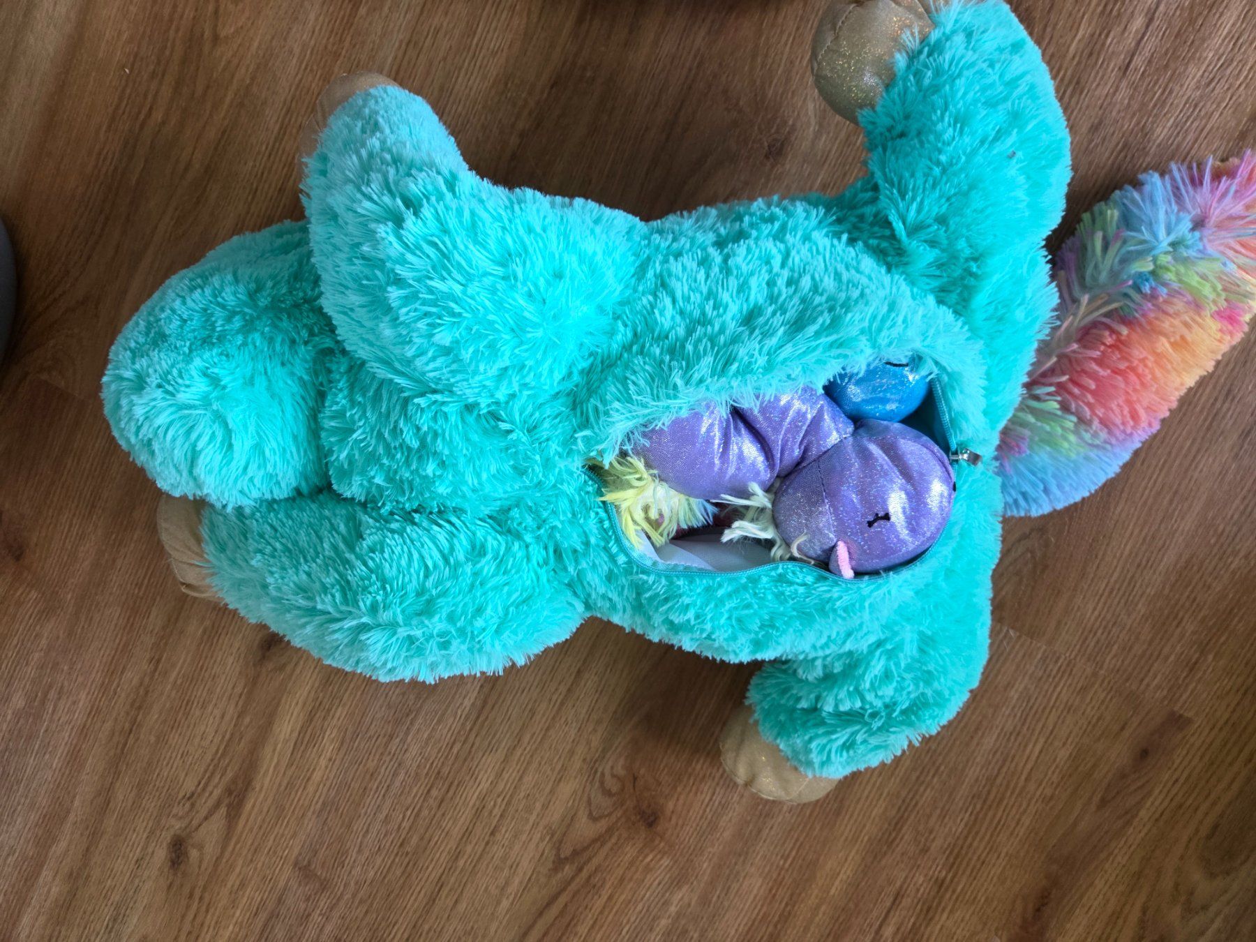 Spielzeuge: Grosses Einhorn 60cm mit 4 Babys im Bauch – Neu (gemäss Beschreibung) aus Heinrichswil von frankie19860 6