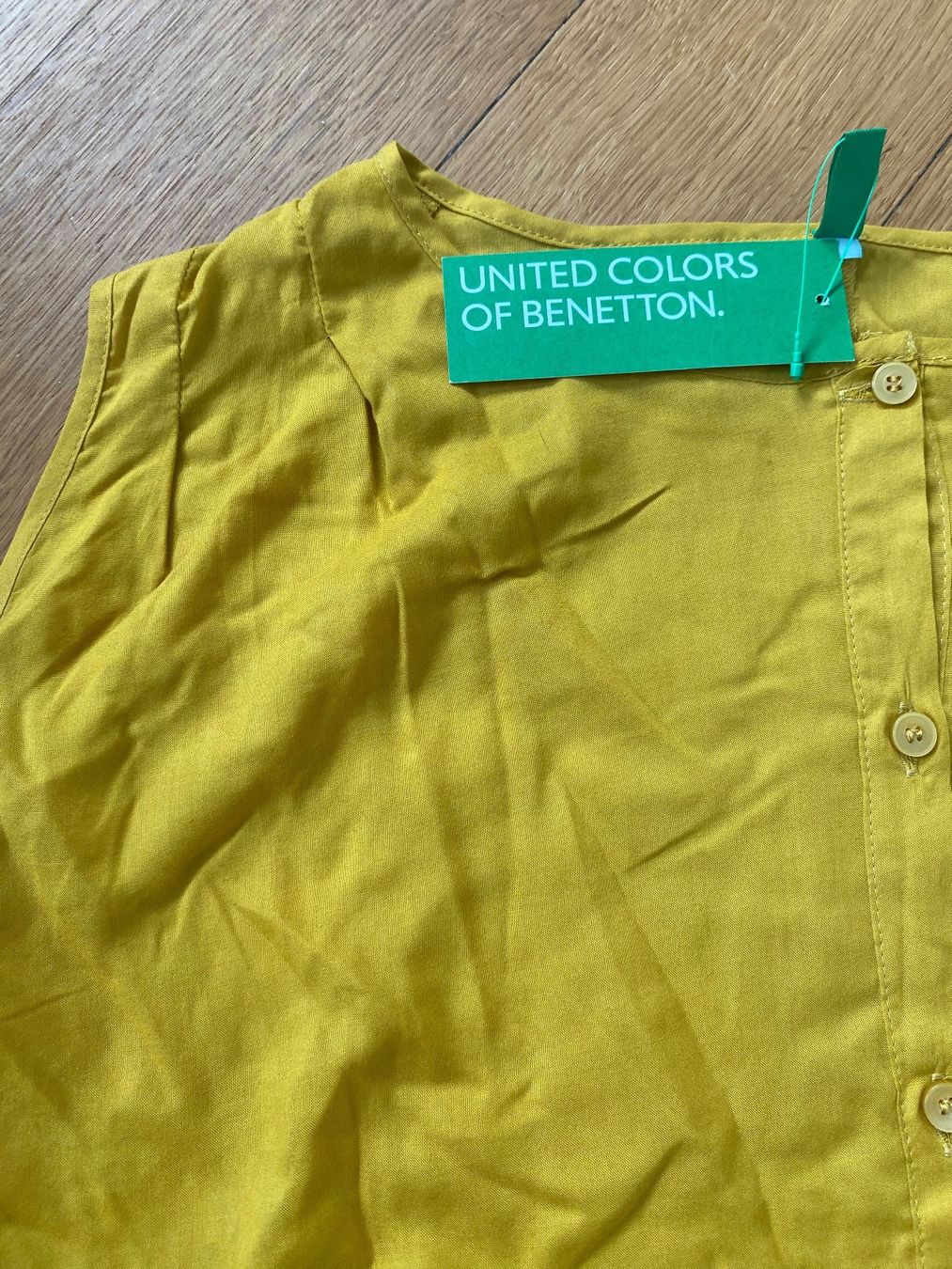 Benetton Chemisiers: Bluse Benetton, gelb, Grösse L - NEU – D'occasion à Basel par SAF 1