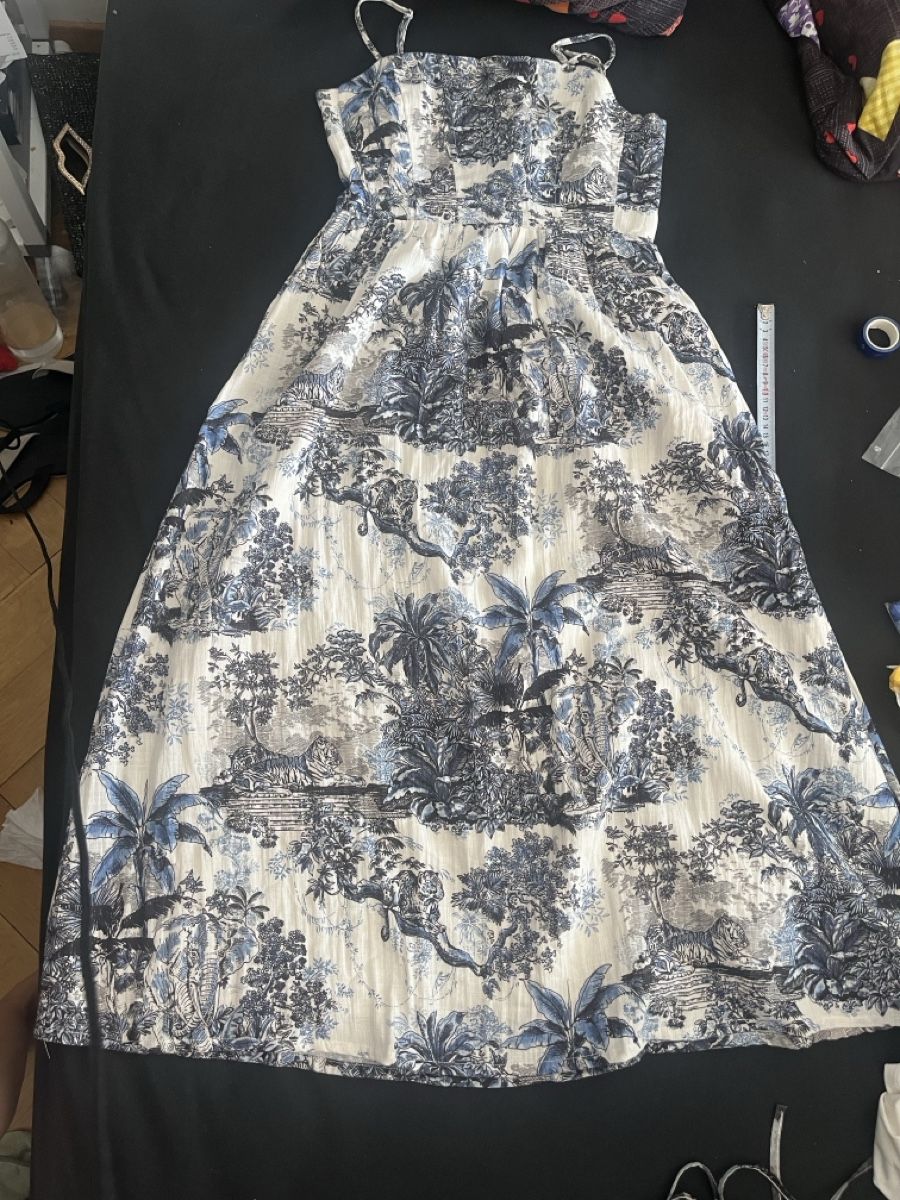Vestiti: Kleid mit Print Grösse S neuwertig – Nuovo (secondo la descrizione) da Olten venduto da sae_82z2