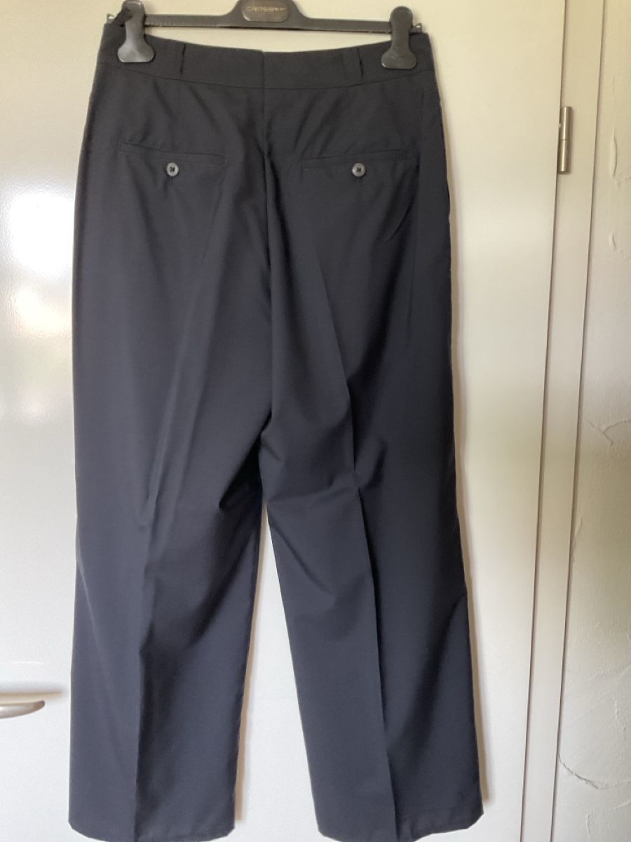 Pantalons: Prada Hose  Grösse. 38 – Neuf (Voir description) à Regensdorf par sina072 2