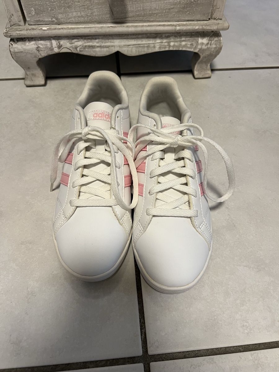 Scarpe da donna: Adidas Sneaker, Weiss/Rosa – Nuovo (secondo la descrizione) da Oberkulm venduto da Steffilein21