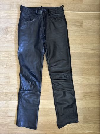 Pantalon en cuir, taille 46