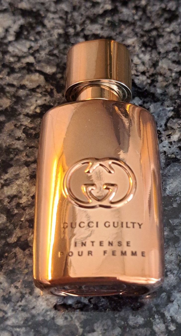 Gucci Parfum & Eau de Toilette: Gucci Guilty Parfum Mini ungebraucht – Neu (gemäss Beschreibung) aus Wittenbach von lorepar 1