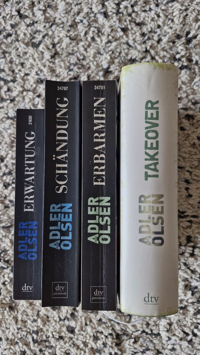 Libri: Adler Olsen Krimi Thriller Bücher Bundle – Usato da Basel venduto da Andrealin 2