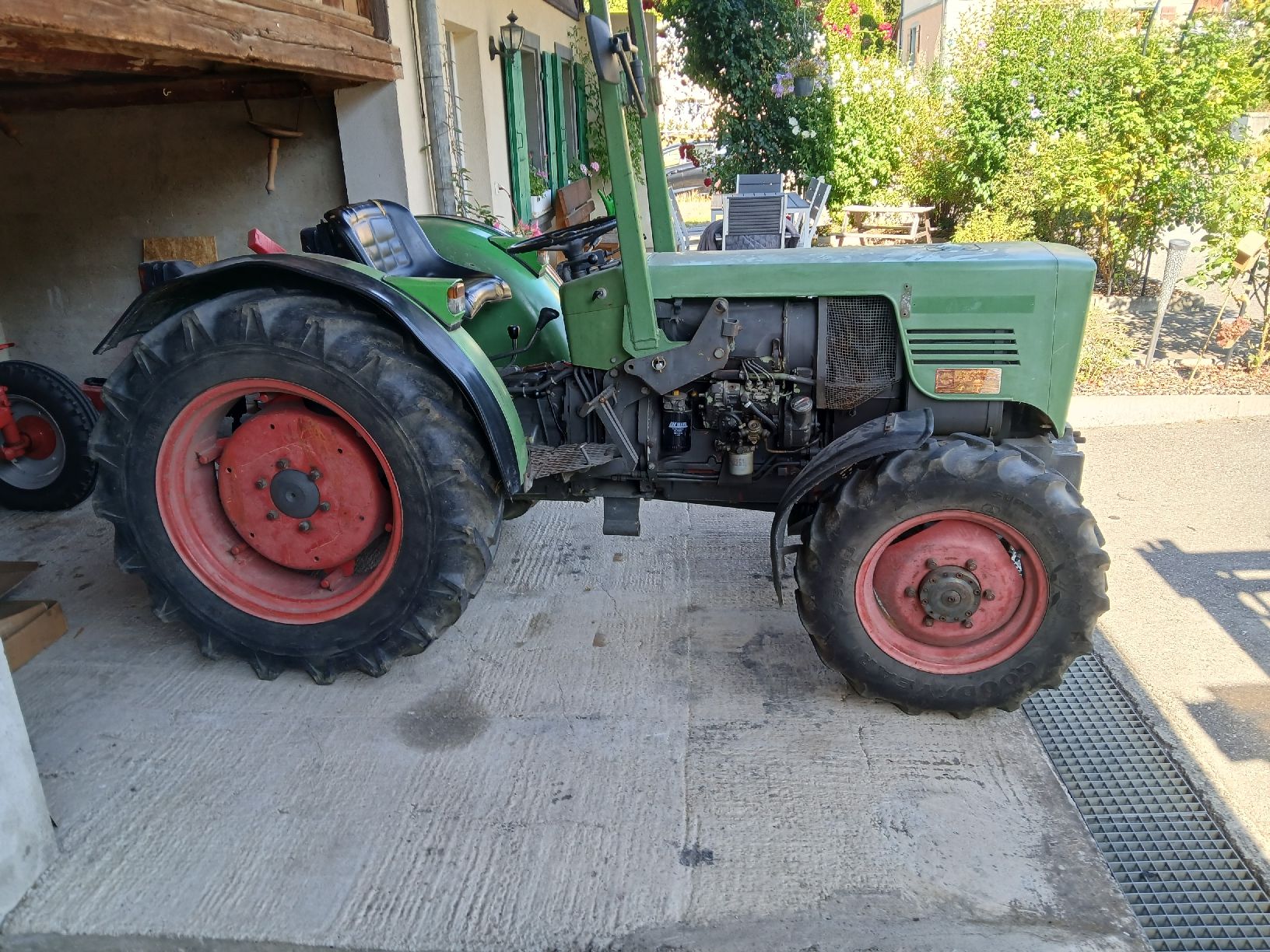 Fendt Traktoren: Tracteur Fendt 203 P – Gebraucht aus Cousset von pro_5r79