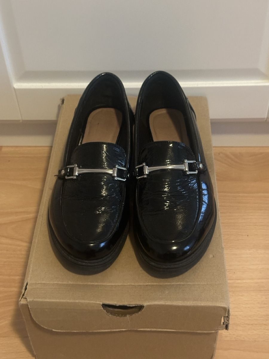 Damenschuhe: Elegante Loafers – Gebraucht aus Luzern von gnika
