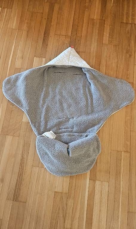 Seggiolini per auto: Maxi-Cosi Babyschale – Usato da Uitikon Waldegg venduto da JayDemfrigor 3